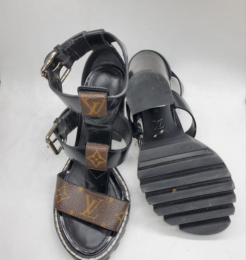 Louis Vuitton Star Trail sandle