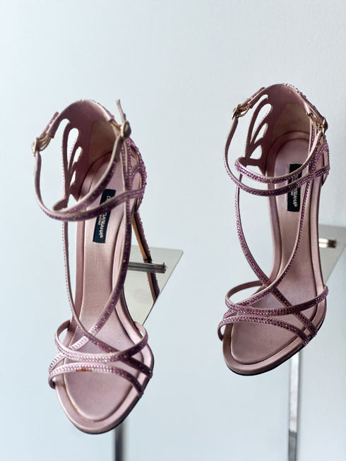 DOLCE & GABBANA
Pink Crystal Embellished Sandals