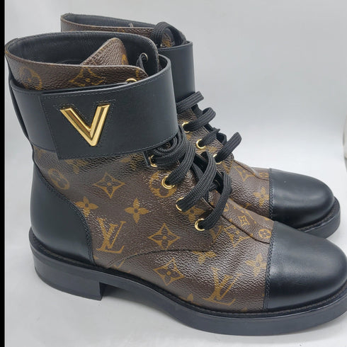 Louis Vuitton :Wonderland Booties