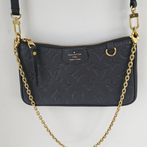 Louis Vuitton : Easy on Pouch