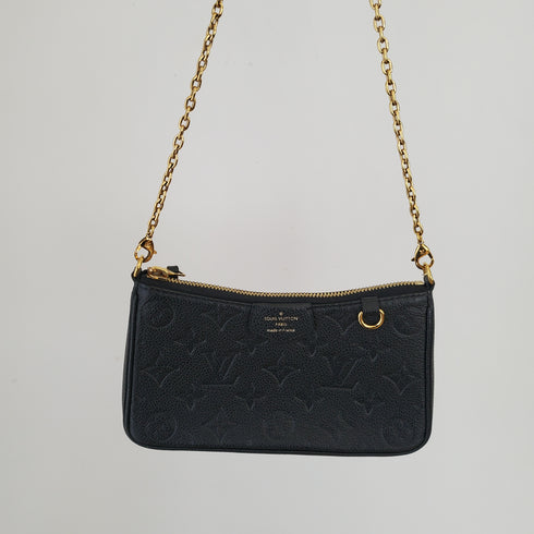 Louis Vuitton : Easy on Pouch