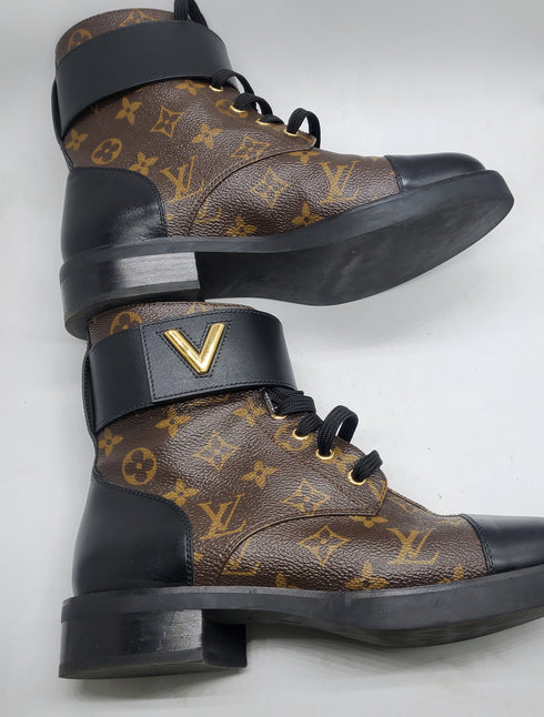 Louis Vuitton :Wonderland Booties