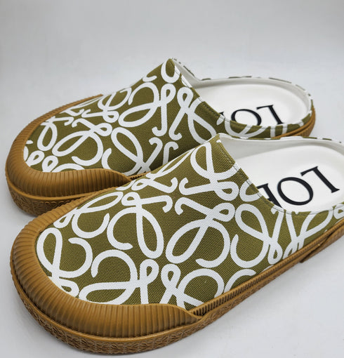 Loewe slip on